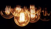 Bombillas encendidas vintage