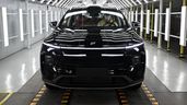 un coche electrico desechable