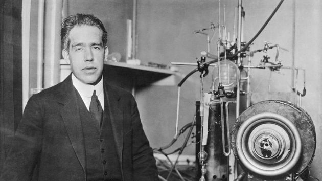 Niels Bohr, físico