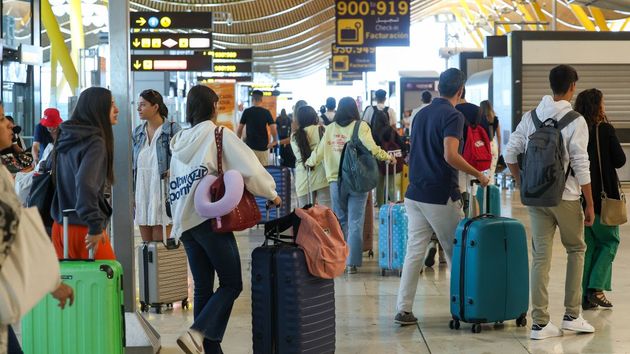 Es oficial: el Gobierno confirma que los días 15, 27 y 30 de mayo son festivos y algunos dejarán puentes de hasta tres días en varias ciudades de España