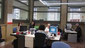 Funcionarios trabajando