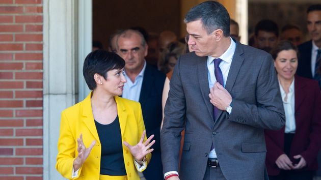 Isabel Rodríguez, ministra de Vivienda y Pedro Sánchez, presidente del Gobierno