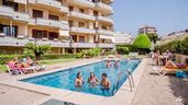 Piscina de una comunidad de vecinos 