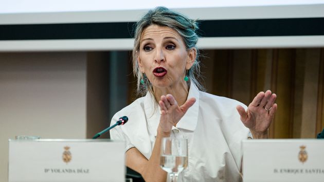 La ministra de Trabajo, Yolanda Díaz, gesticula