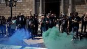 Una manifestación de funcionarios de prisiones en protesta por el asesinato de una compañera