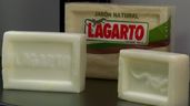 Varias pastillas de jabón Lagarto
