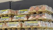 Varias docenas de huevos