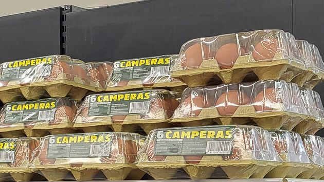 Varias docenas de huevos