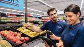 Dos empleado sde Aldi