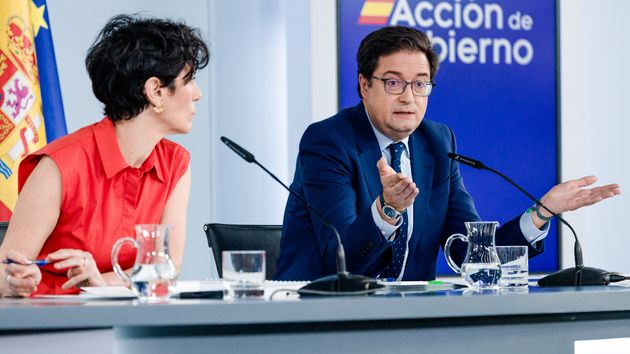 El ministro de Función Pública y la ministra de Seguridad Social en un Consejo de MInistros