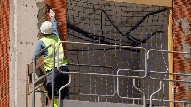 Un operario de la construcción 