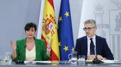 El ministro de Hacienda, Arcadi España, y la ministra de Vivienda, Isabel Rodríguez