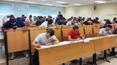 Alumnos realizando unas oposiciones