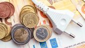 un enchufe y euros