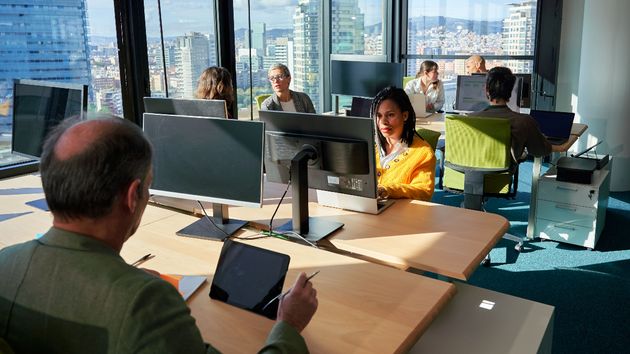 Trabajadores en una oficina