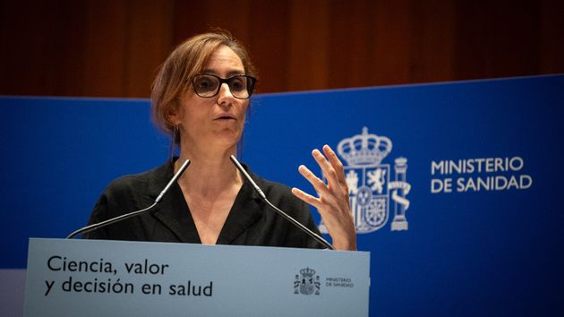 La ministra de Sanidad, Mónica García