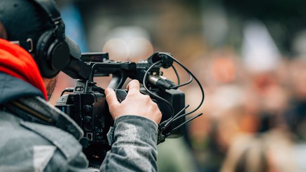 Operador de cámara trabajando