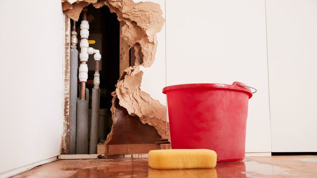 Reparación de una fuga de agua