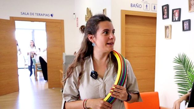 Laura animadora sociocultural en Neuromar