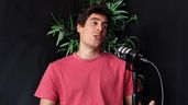 Javier durante una entrevista