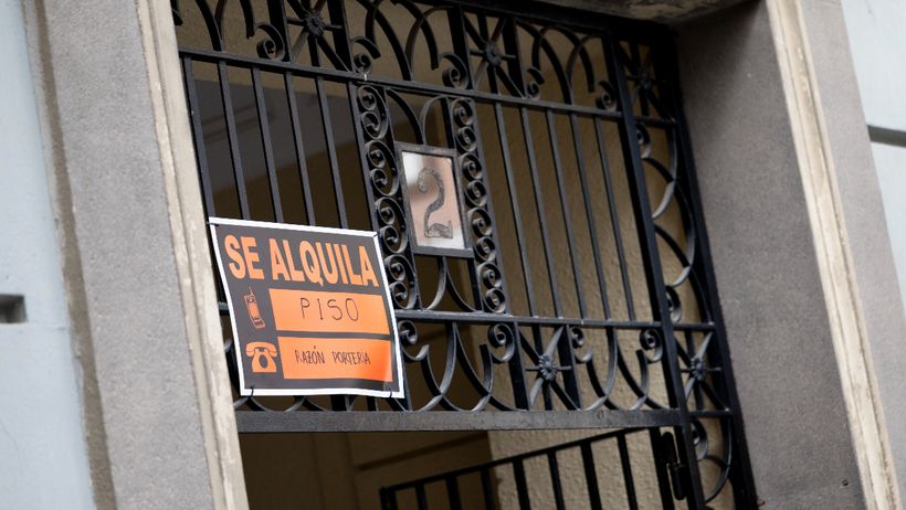 Los expertos alertan de que prorrogar dos años los alquileres que venzan en 2028 puede agravar la falta de oferta de vivienda