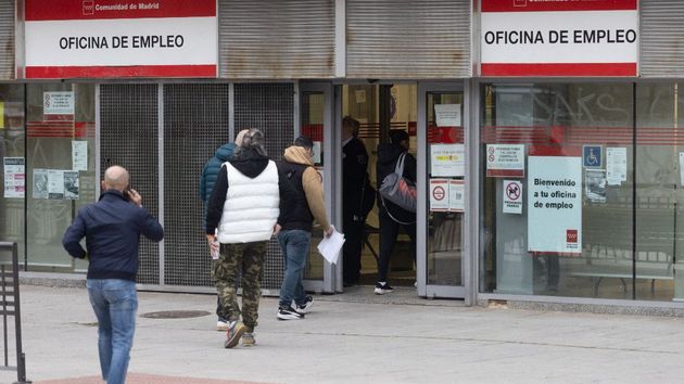 Entrada de una oficina de empleo 