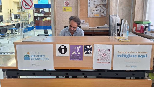 Refugio climático en la zona de atención al público del Registro