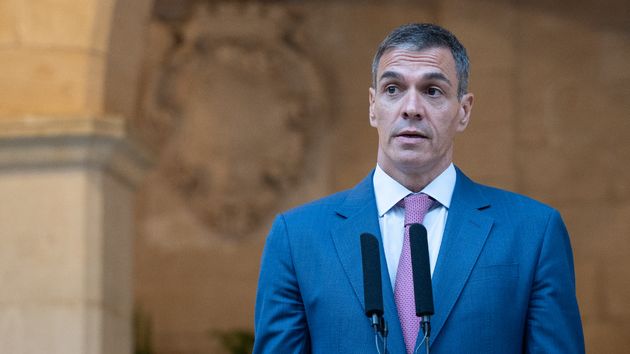 El presidente del Gobierno, Pedro Sánchez, comparece ante los medios de comunicación