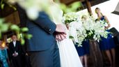 Una pareja en su boda