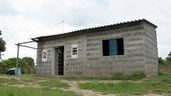 reconstruccion casa botellas vidrio