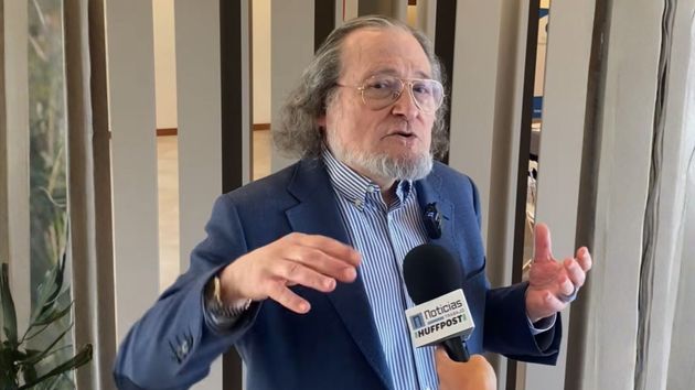 Santiago Niño Becerra durante la entrevista