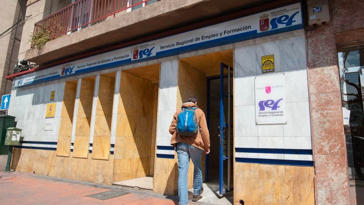 Empleo en Murcia: el SEF publica más de 100 ofertas laborales