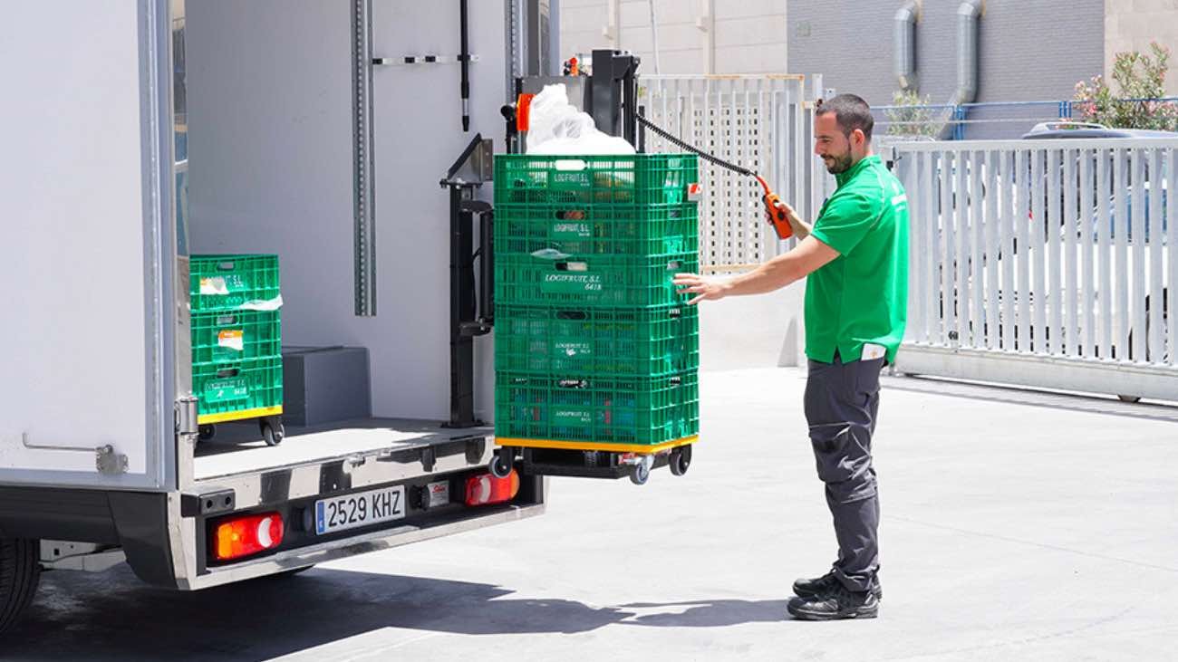 Vacantes con horario de nocturnidad en Mercadona Mercadona lanza nuevas vacantes para sus bloques logísticos: sueldos de 1.404 euros al mes