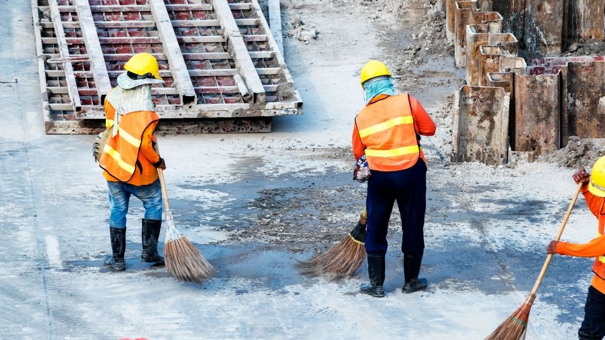 El Servicio Andaluz de Empleo busca peones de obra para trabajar en Utrera, Sevilla