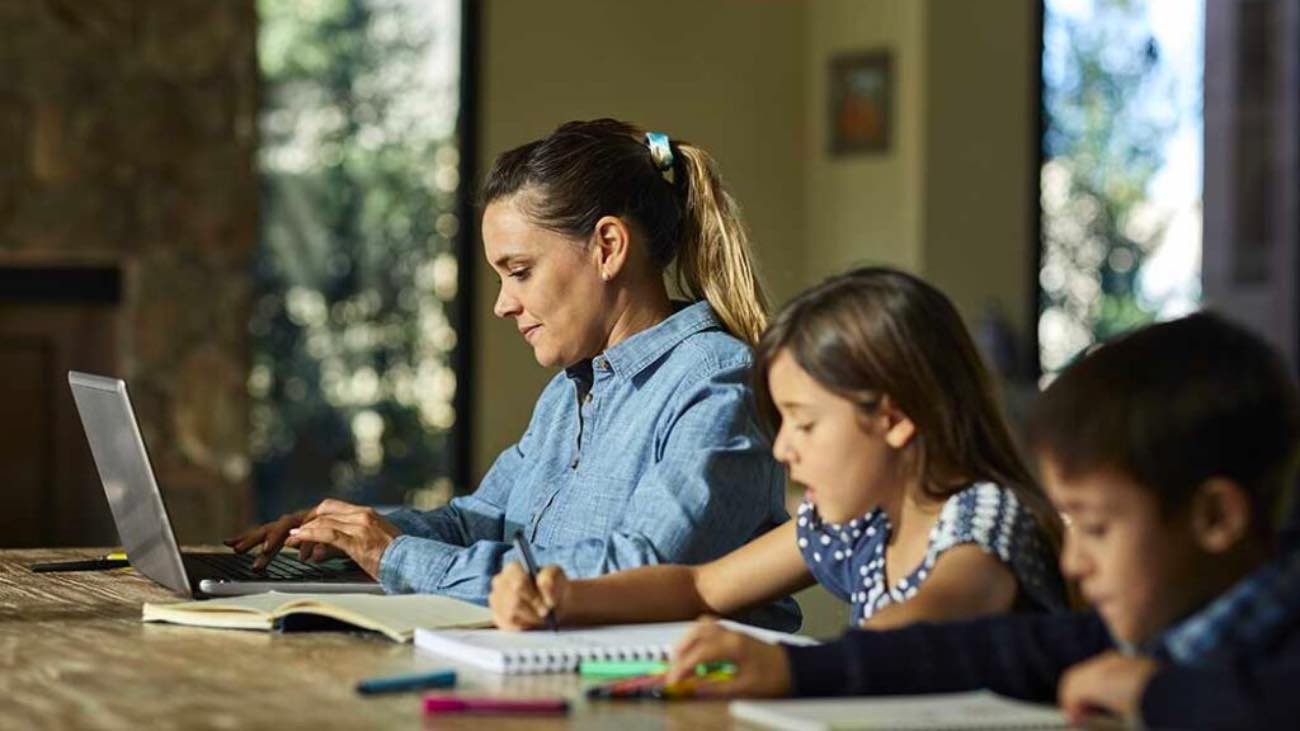 La desconexión digital real, la medida que más peso ha ganado en las empresas en el último año Solo 1 de cada 3 trabajadores tiene facilidades para conciliar trabajo y familia