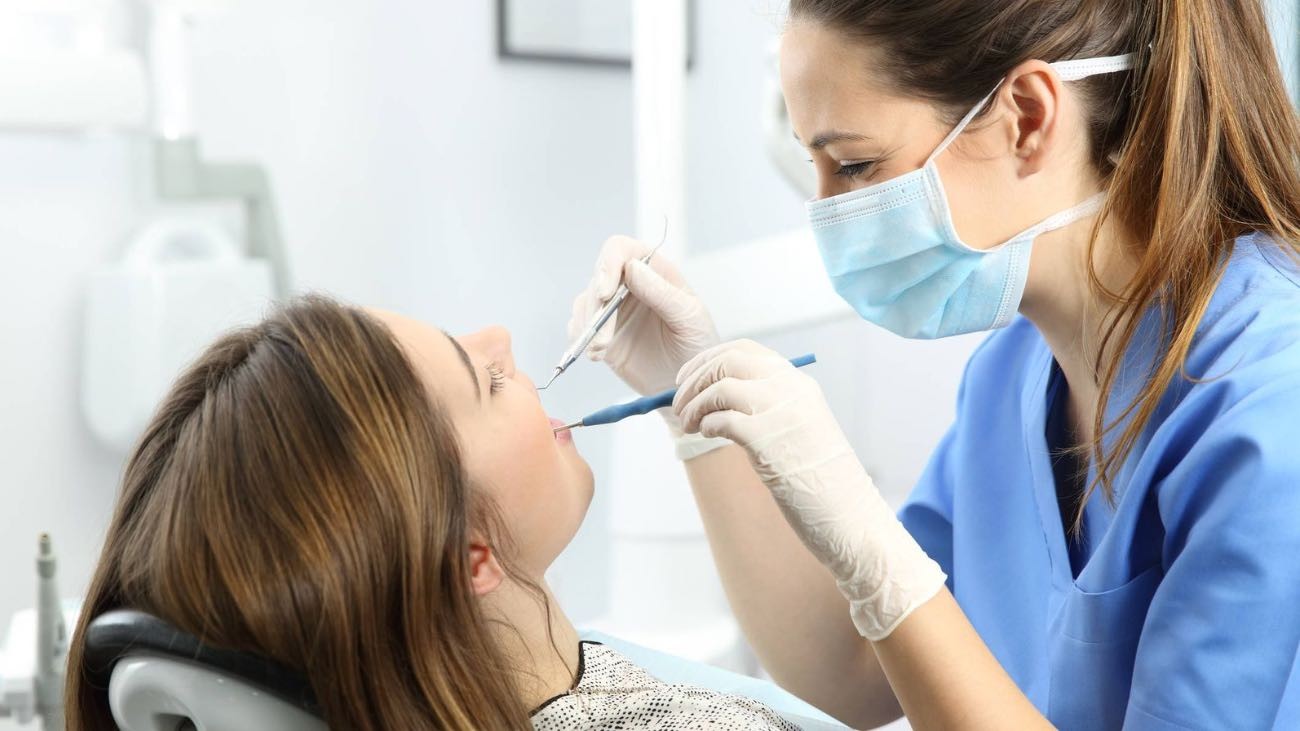 Esto es lo que cuesta una endodoncia en España: no está cubierta por la Seguridad Social