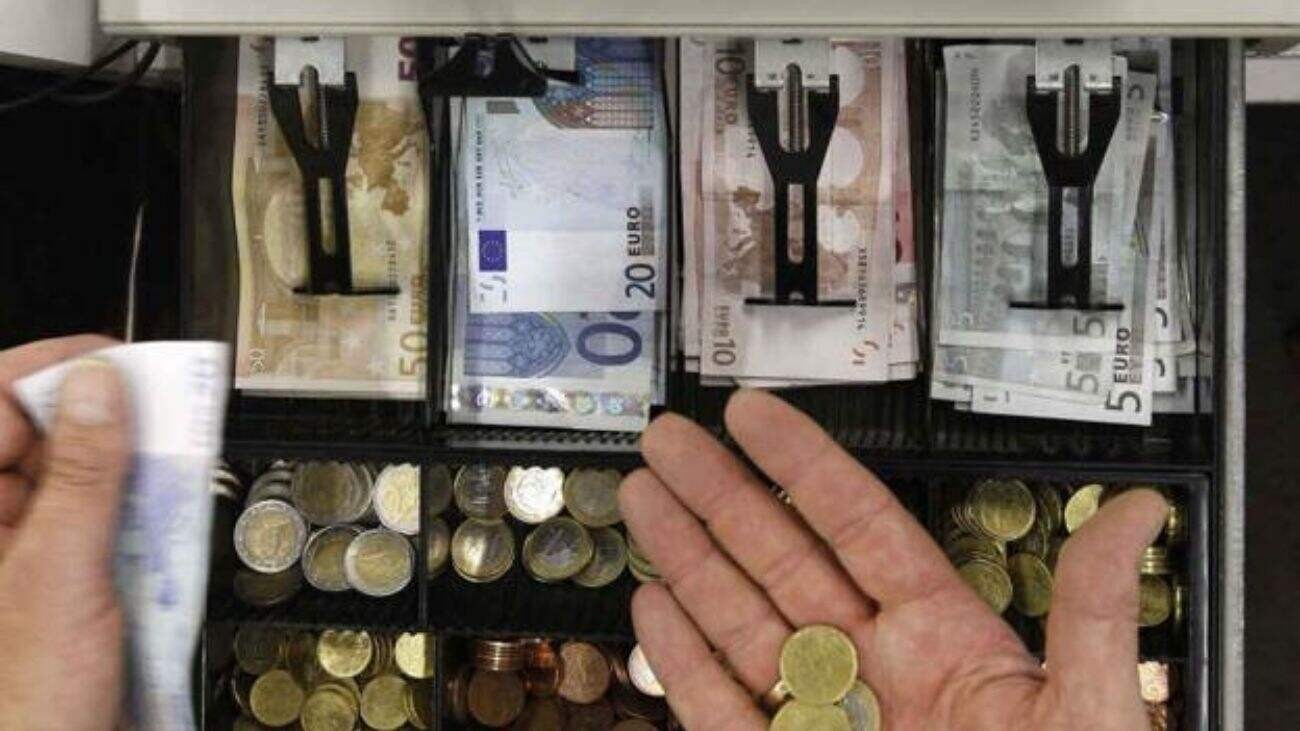 Límites de pagos con dinero físico Cuidado si vas a pagar con este dinero en efectivo