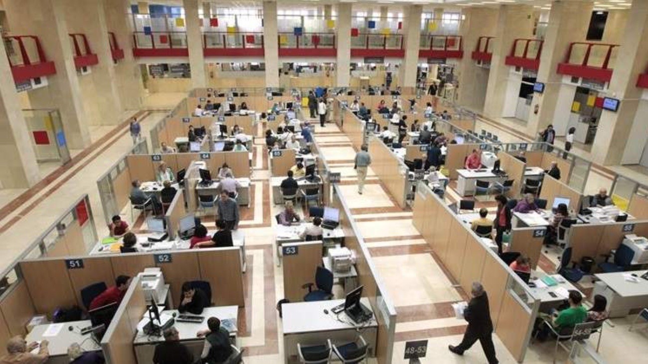 El 6 de abril arranca la declaración de la Renta 2022 Declaración de la Renta 2022: estos son los gastos deducibles para los autónomos