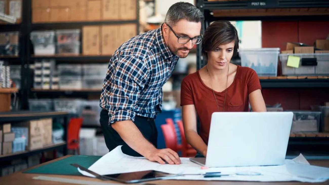 El gobierno ofrece siente ayudas destinadas a los trabajadores autónomos. Jóvenes autónomos: estas son las 7 ayudas del Gobierno para 2022
