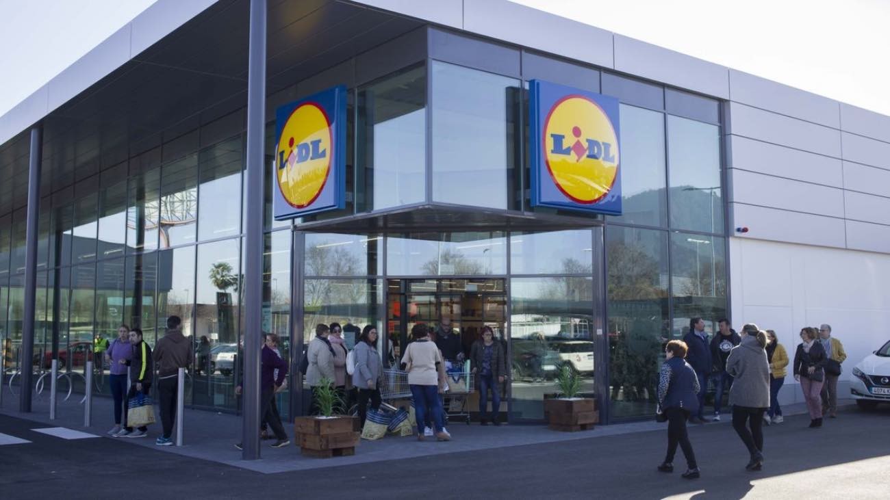 Clones de maquillaje de Lidl El catálogo de Lidl clona las marcas más famosas de maquillaje por 2,49 euros