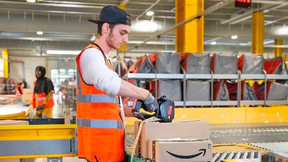 Amazon contratará 2.200 personas para la Campaña de Navidad en España