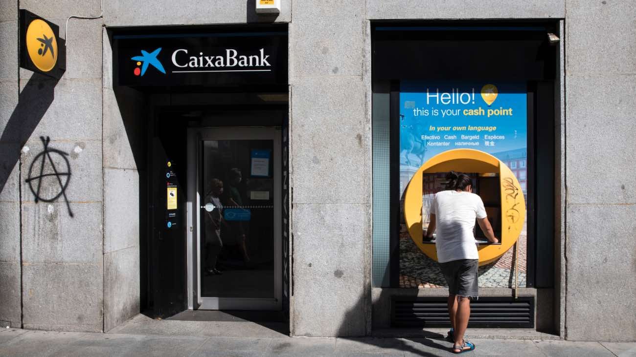 El Banco de España informa sobre las comisiones de CaixaBank y su legalidad