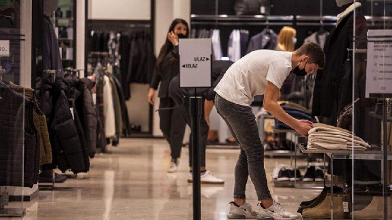 Se necesita personal en Zara, Mango y Cortefiel para trabajar en verano