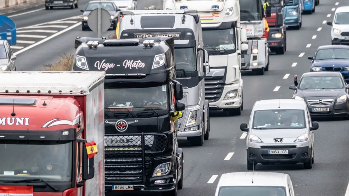 Huelga transportes El sector transporte ve insuficiente las ayudas del Gobierno: ¿habrá otra huelga?