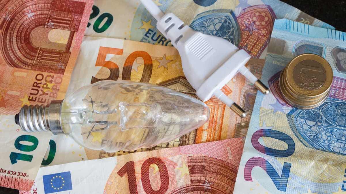 Precio de la luz del sábado 27 de agosto del 2022: ¿Cuáles son las horas más económicas?