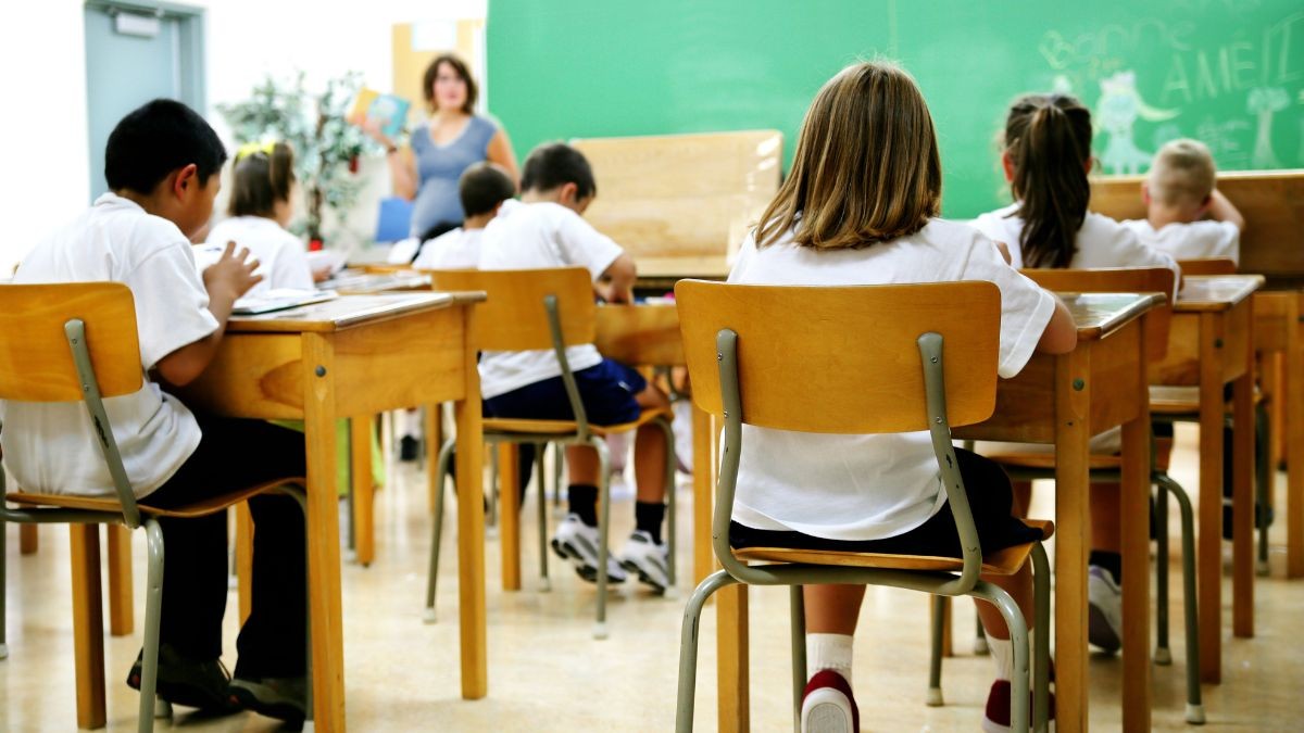 La oficina de empleo de Sevilla busca 5 monitores para un centro educativo