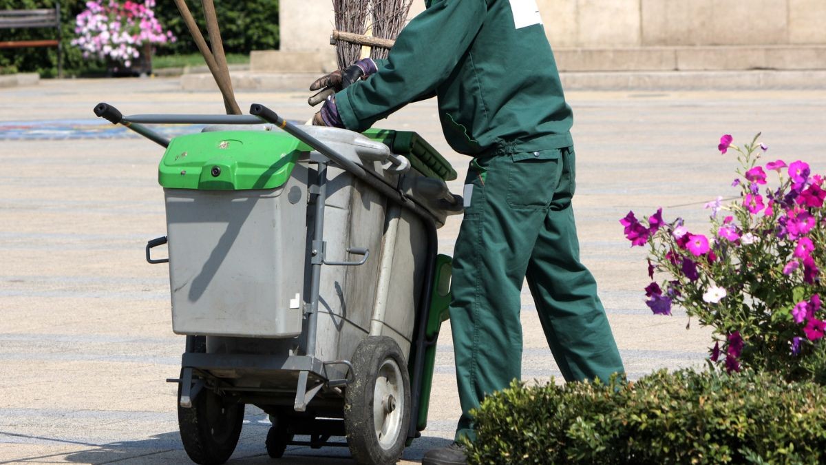 El Servicio Andaluz de Empleo publica dos centenares de ofertas de empleo