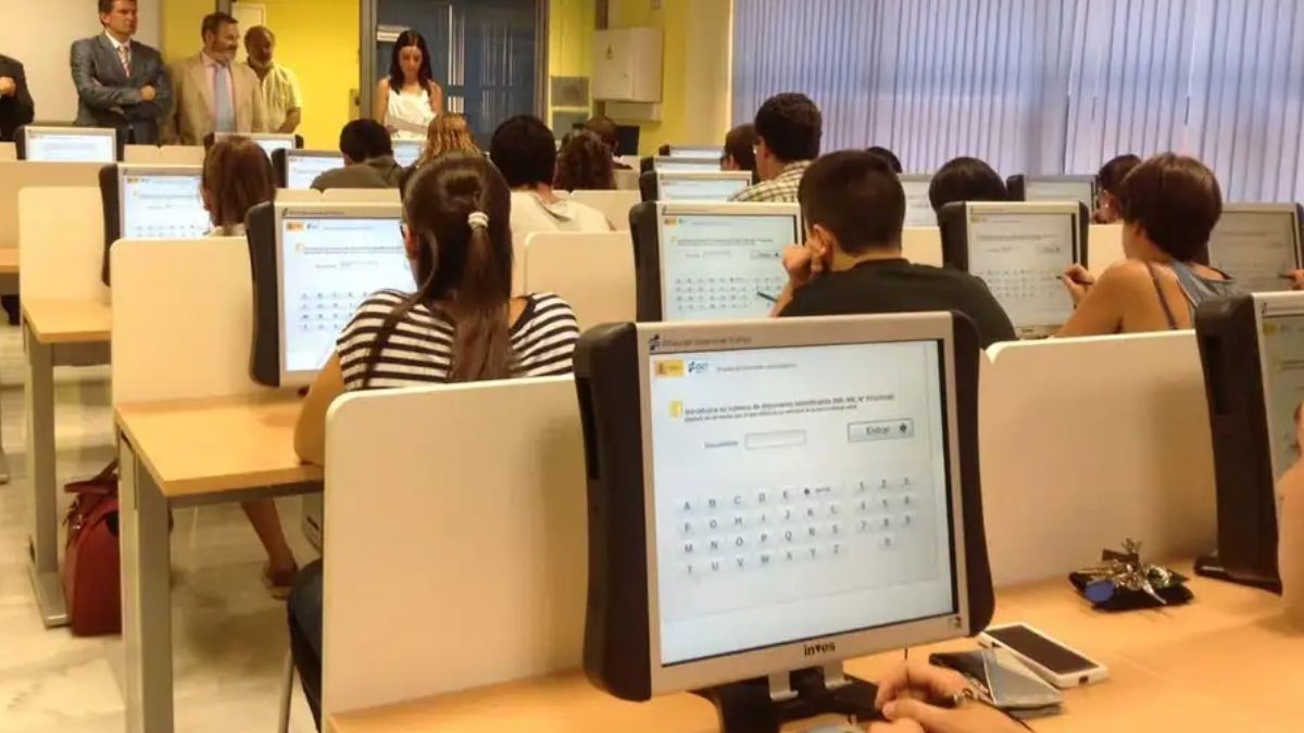 Examen para carné de conducir DGT: las 10 preguntas que más se fallan en el examen del carné de conducir