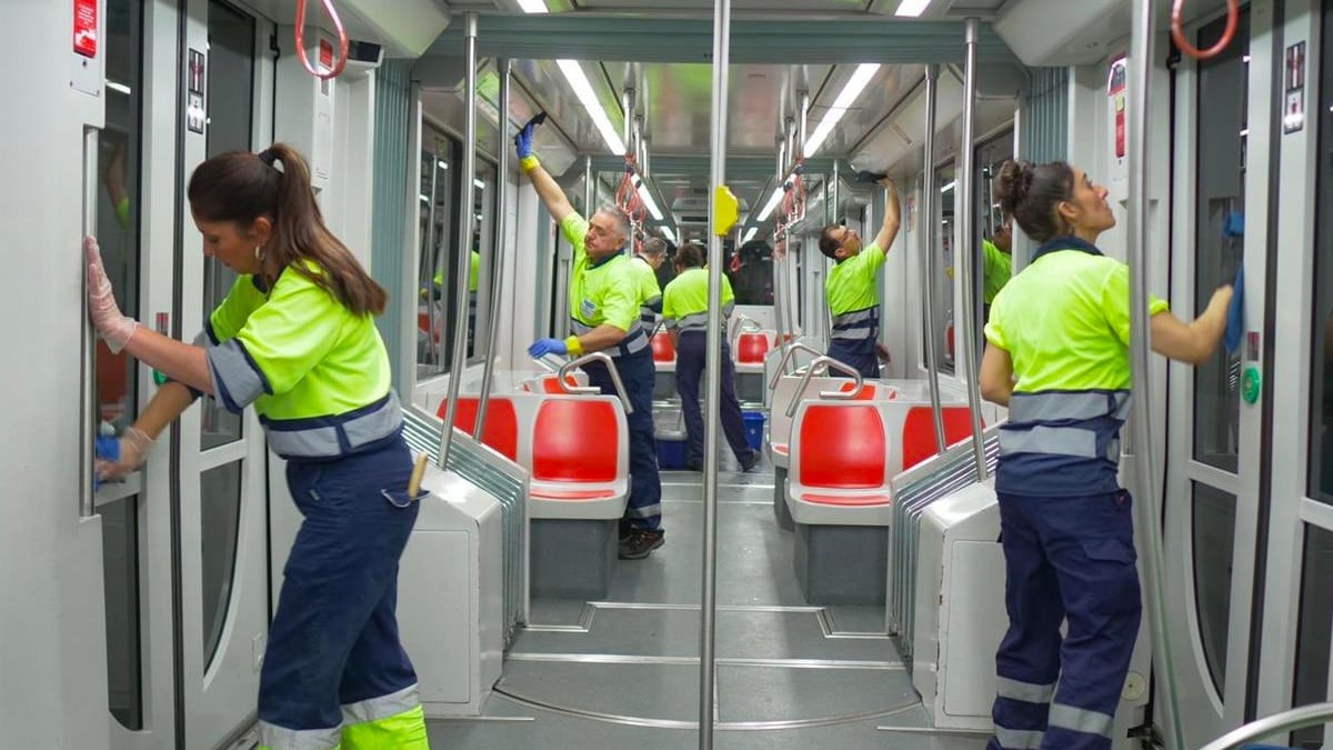 La oficina de empleo de Sevilla busca 10 operarios de limpieza