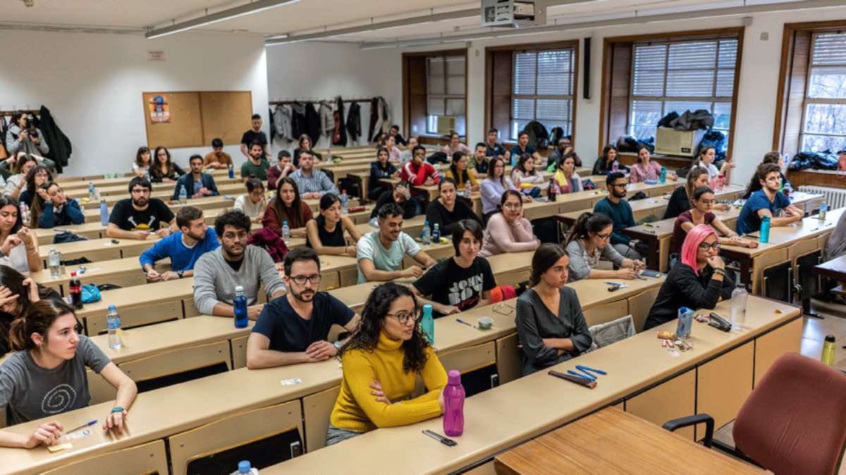 Fechas y plazas MIR 2023 Oposiciones MIR 2023 | Cuándo es la convocatoria de examen y cuántas plazas se ofertan